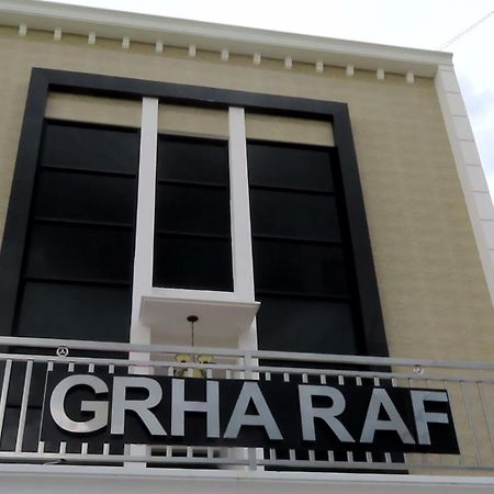 Grha Raf Homestay Makale Ngoại thất bức ảnh